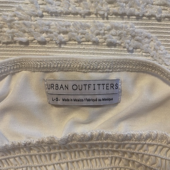 Urban Outfitters White frilly top - Picture 3 of 3